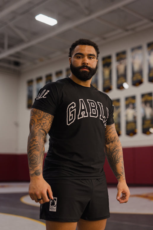 Gable Steveson Arch Short-Sleeve Rashguard - Black